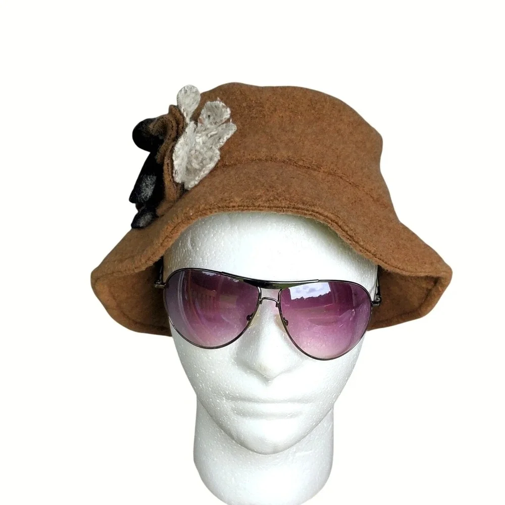 Complit Italy Handmade Wool Blend Cloche Bucket Hat Brown Floral Applique